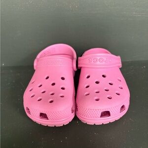 CROCS Kids Vibrant Pink Clogs
